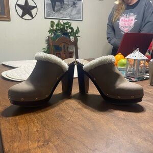 Juicy Couture Brown and White Ankle Boots with Sculptural Heel